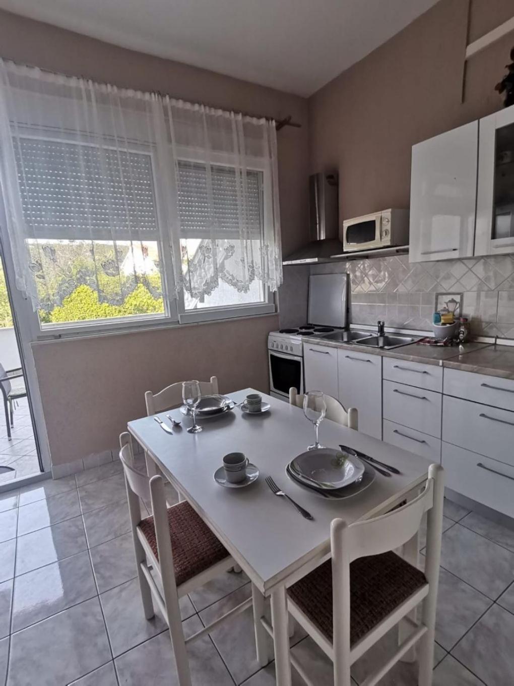 Apartments Mig - With Beautiful Garden Supetarska Draga Ngoại thất bức ảnh
