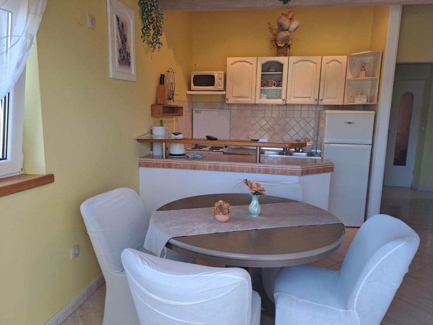 Apartments Mig - With Beautiful Garden Supetarska Draga Ngoại thất bức ảnh